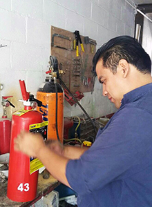 Recarga y mantenimiento de extintores